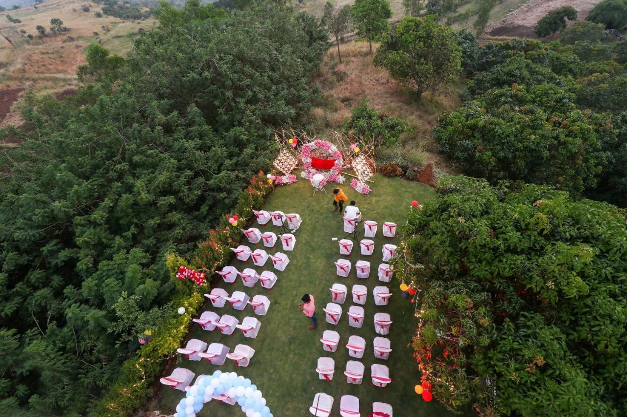 Anand Valley Hotel Panhāla エクステリア 写真