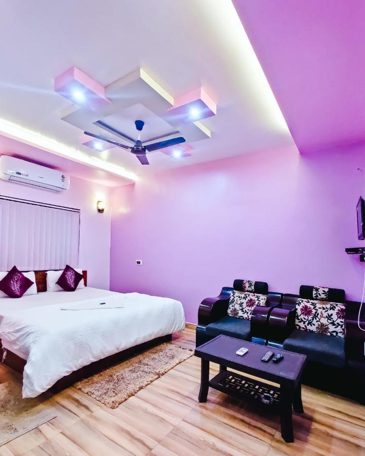 Anand Valley Hotel Panhāla エクステリア 写真